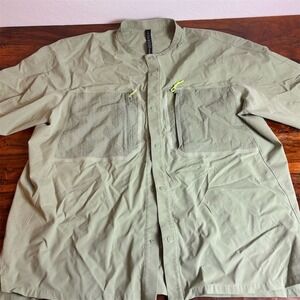 Lululemon Lab Mens XXL Sage Green Mesh Pocket Snap Front Technical Hiking Shirt
